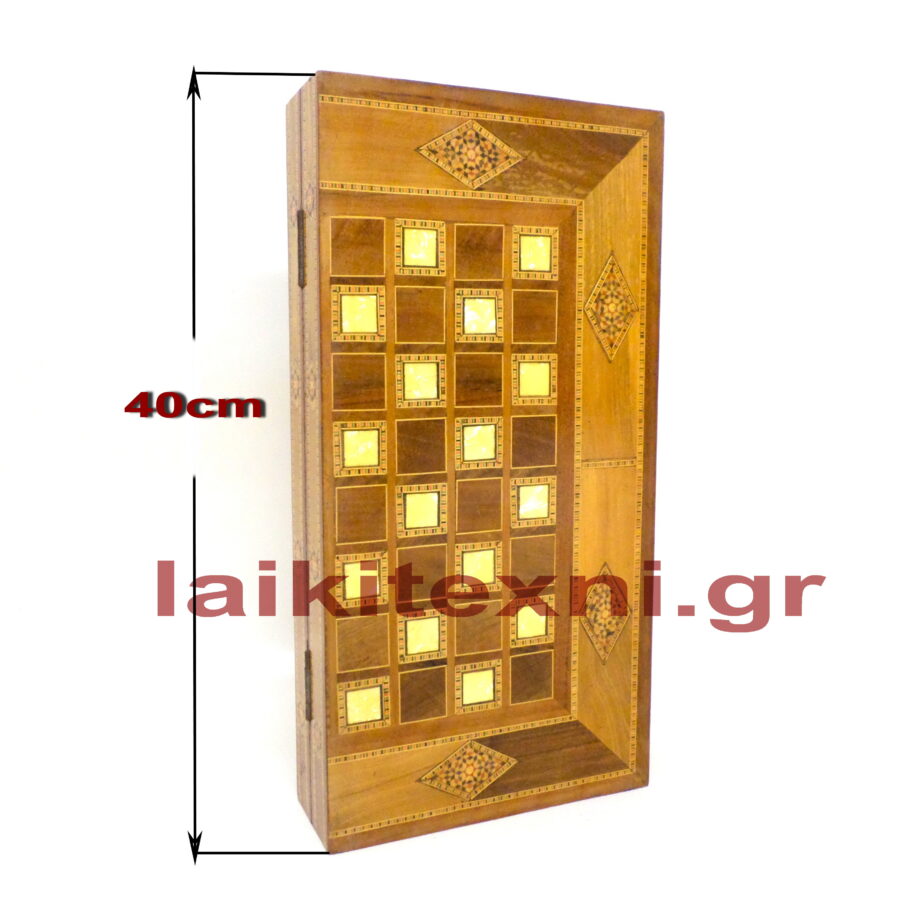 Ξύλινη σκακιέρα 40x40.