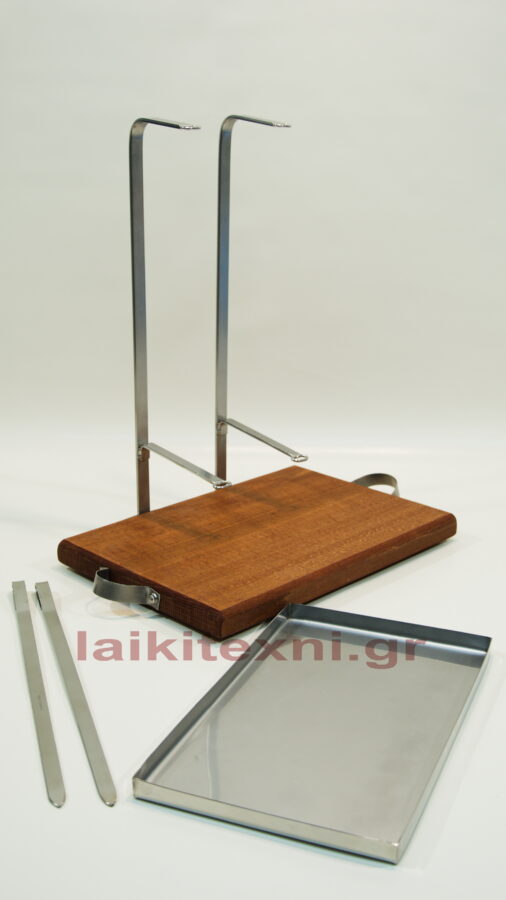 Πιατέλα σερβιρίσματος με σούβλες.Πιατέλες