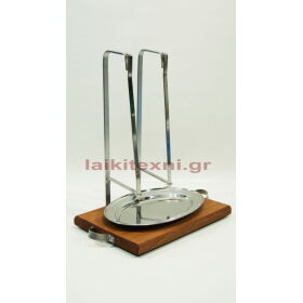 Πιατέλα σερβιρίσματος με σούβλες.Πιατέλες